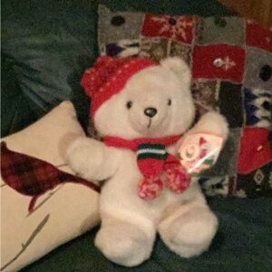 Kmart Vintage 1986 Christmas Bear  VNPLVC
   Used as Prop, Only for photos